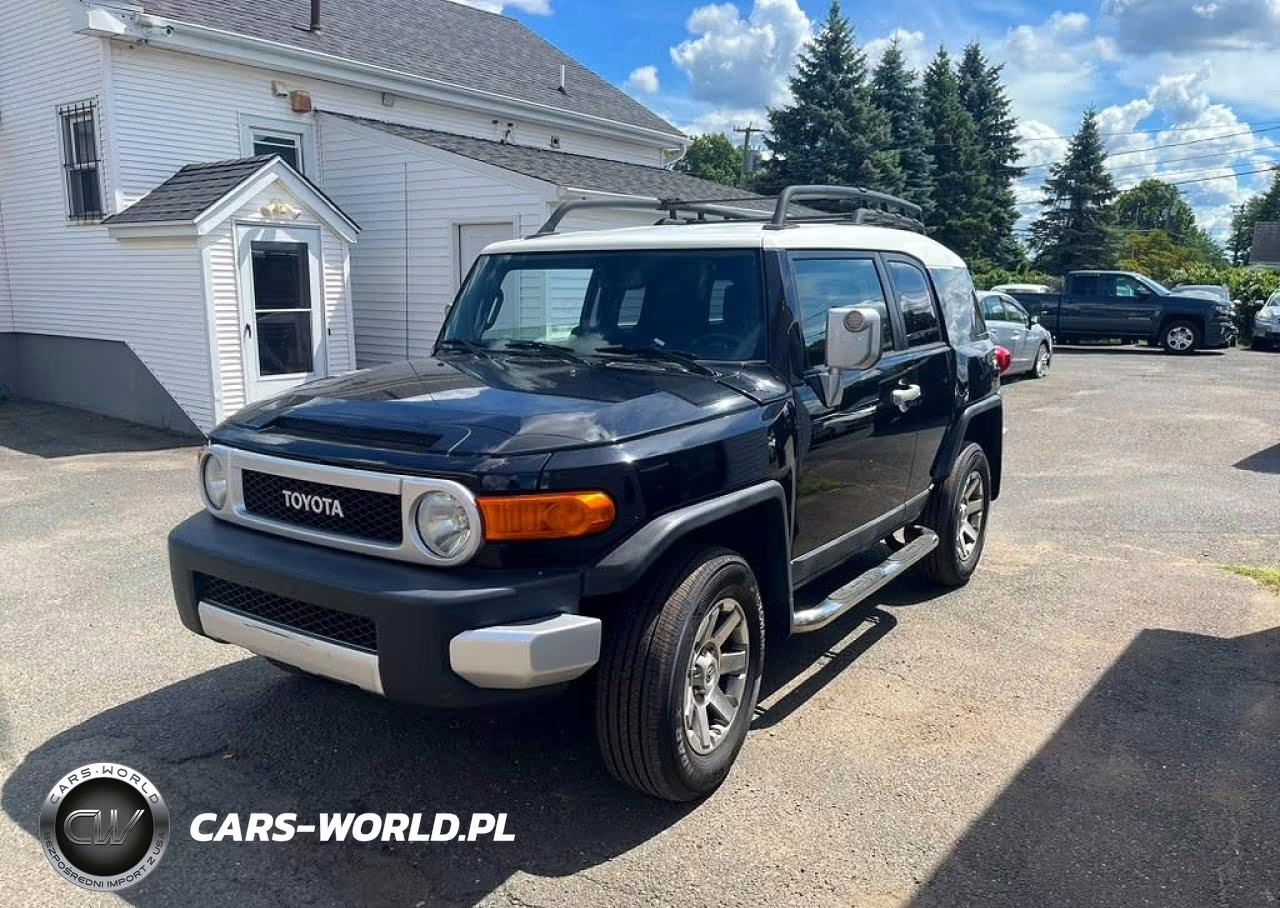 2014 Toyota Fj Cruiser Base