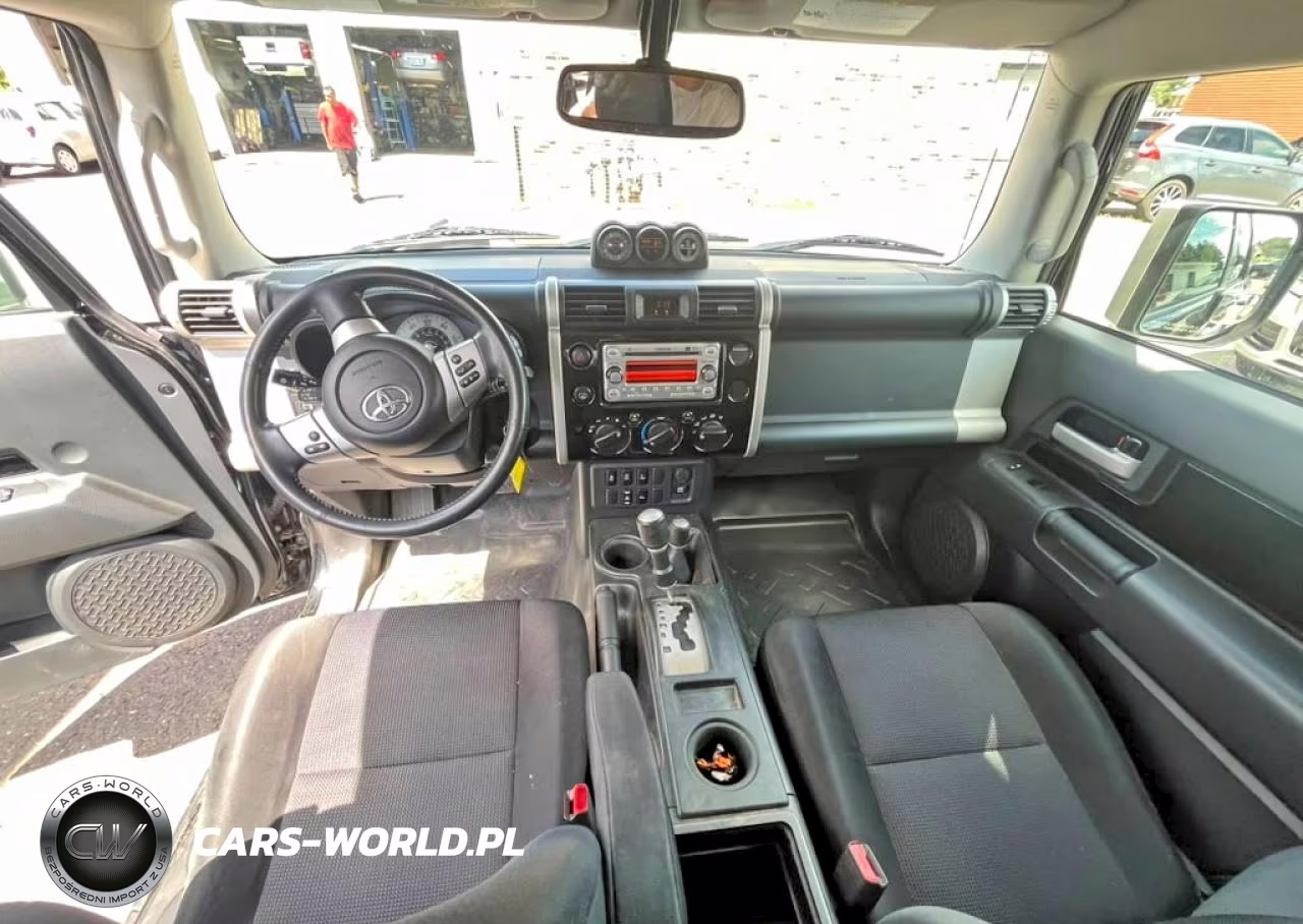 2014 Toyota Fj Cruiser Base VIN:JTEBU4BF5EK181058 - 10