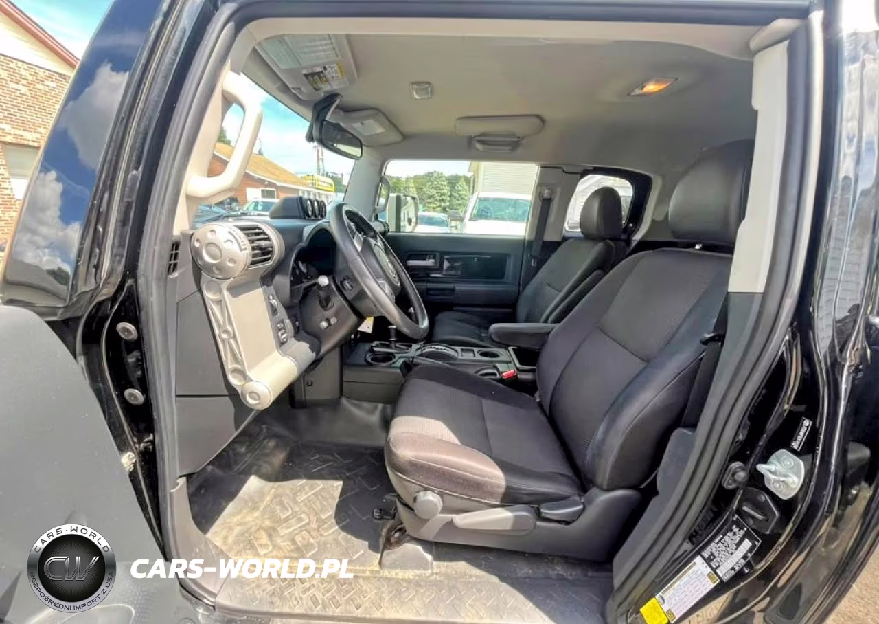 2014 Toyota Fj Cruiser Base VIN:JTEBU4BF5EK181058 - 11