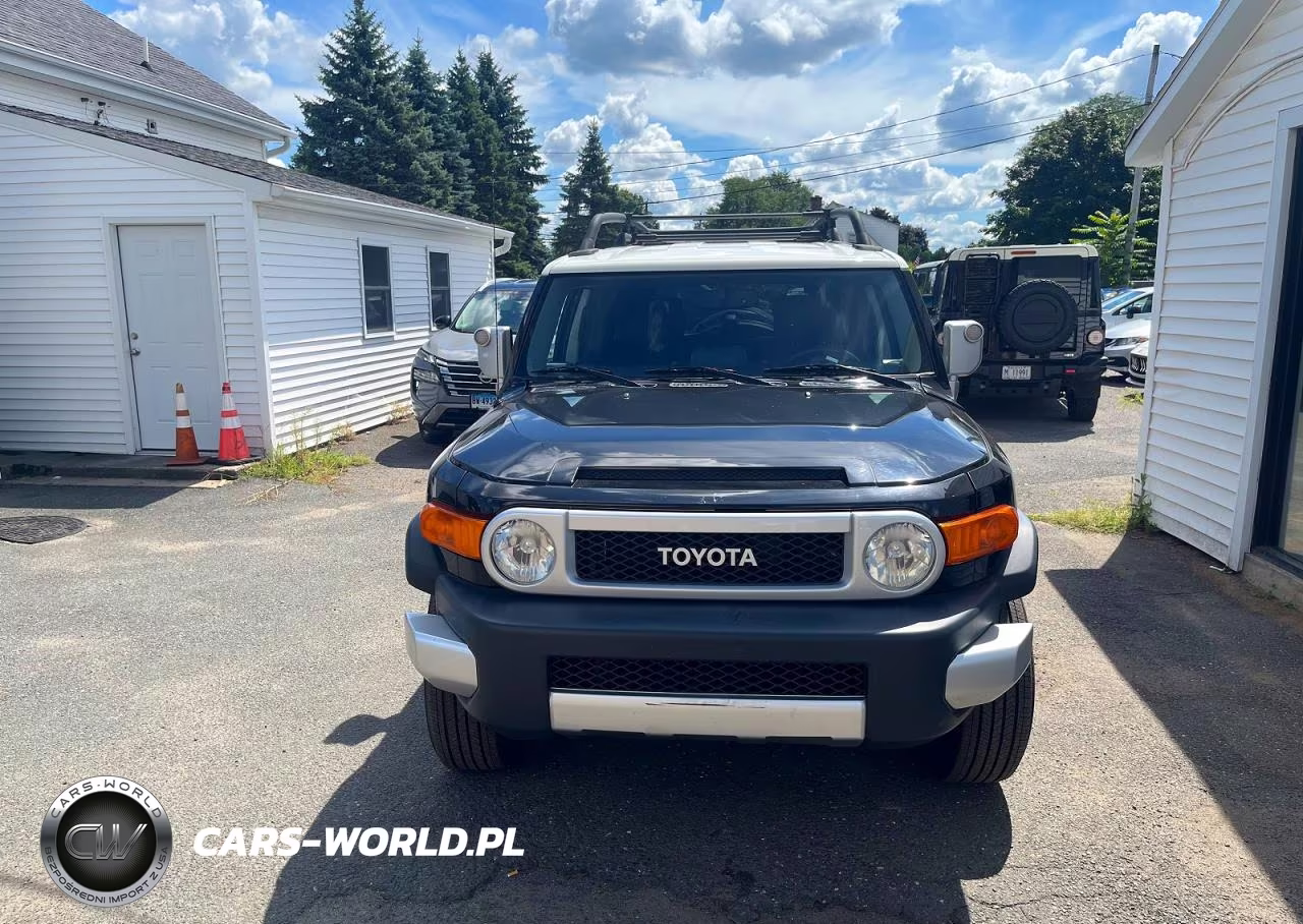 2014 Toyota Fj Cruiser Base VIN:JTEBU4BF5EK181058 - 5