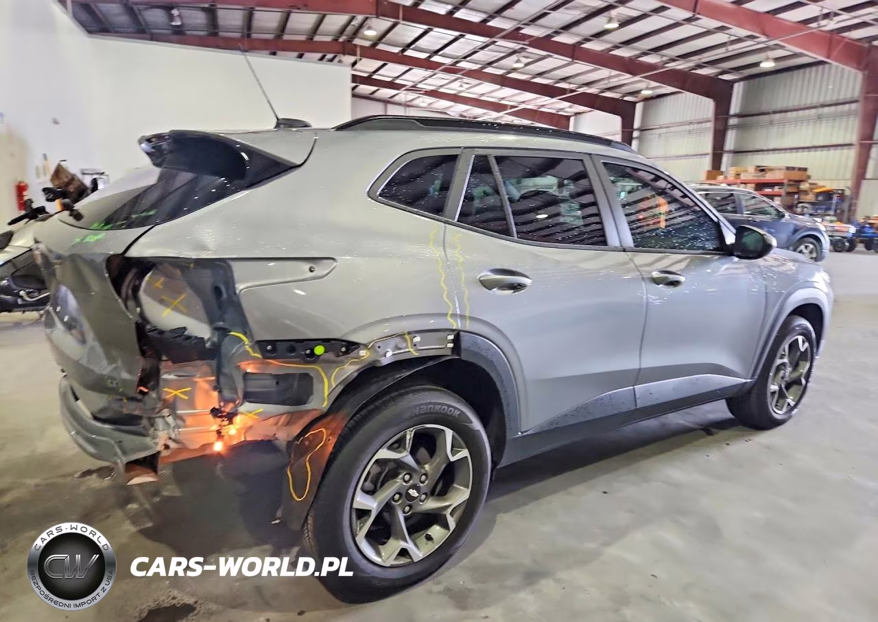 2025 Chevrolet Trax 1Lt VIN:KL77LHEP1SC286286 - 3