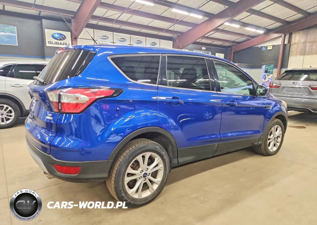2017 Ford Escape Se VIN:1FMCU9GD9HUD99053 - 3