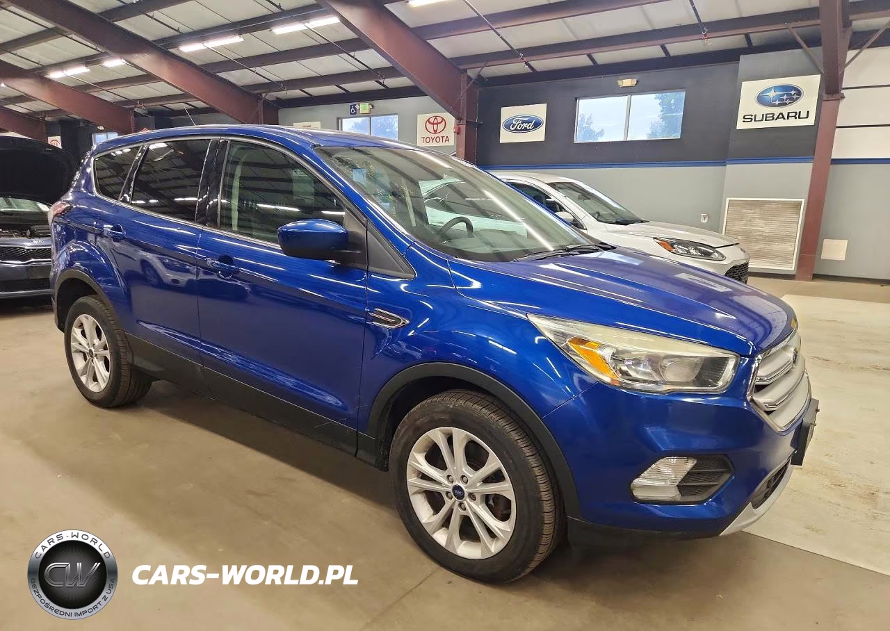 2017 Ford Escape Se VIN:1FMCU9GD9HUD99053 - 4