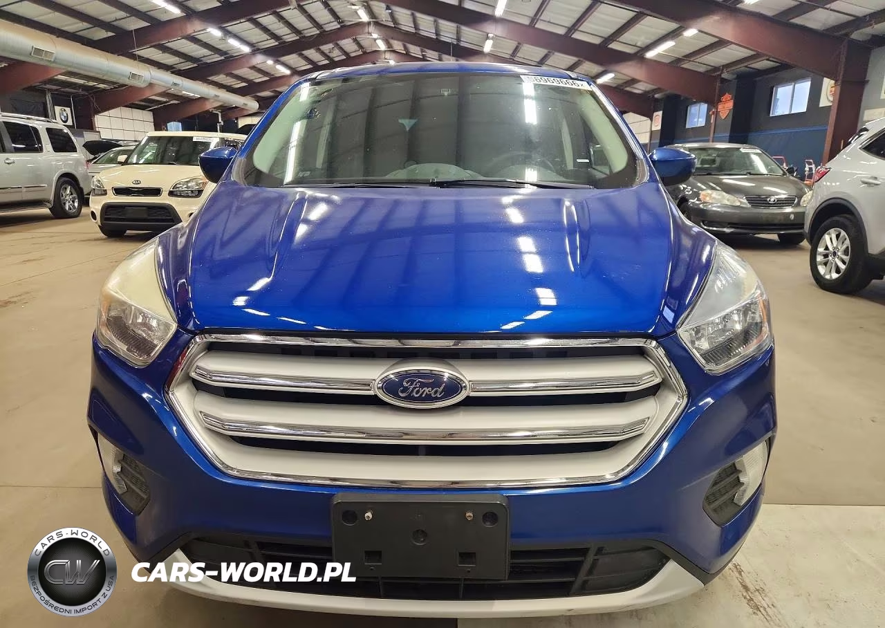 2017 Ford Escape Se VIN:1FMCU9GD9HUD99053 - 5
