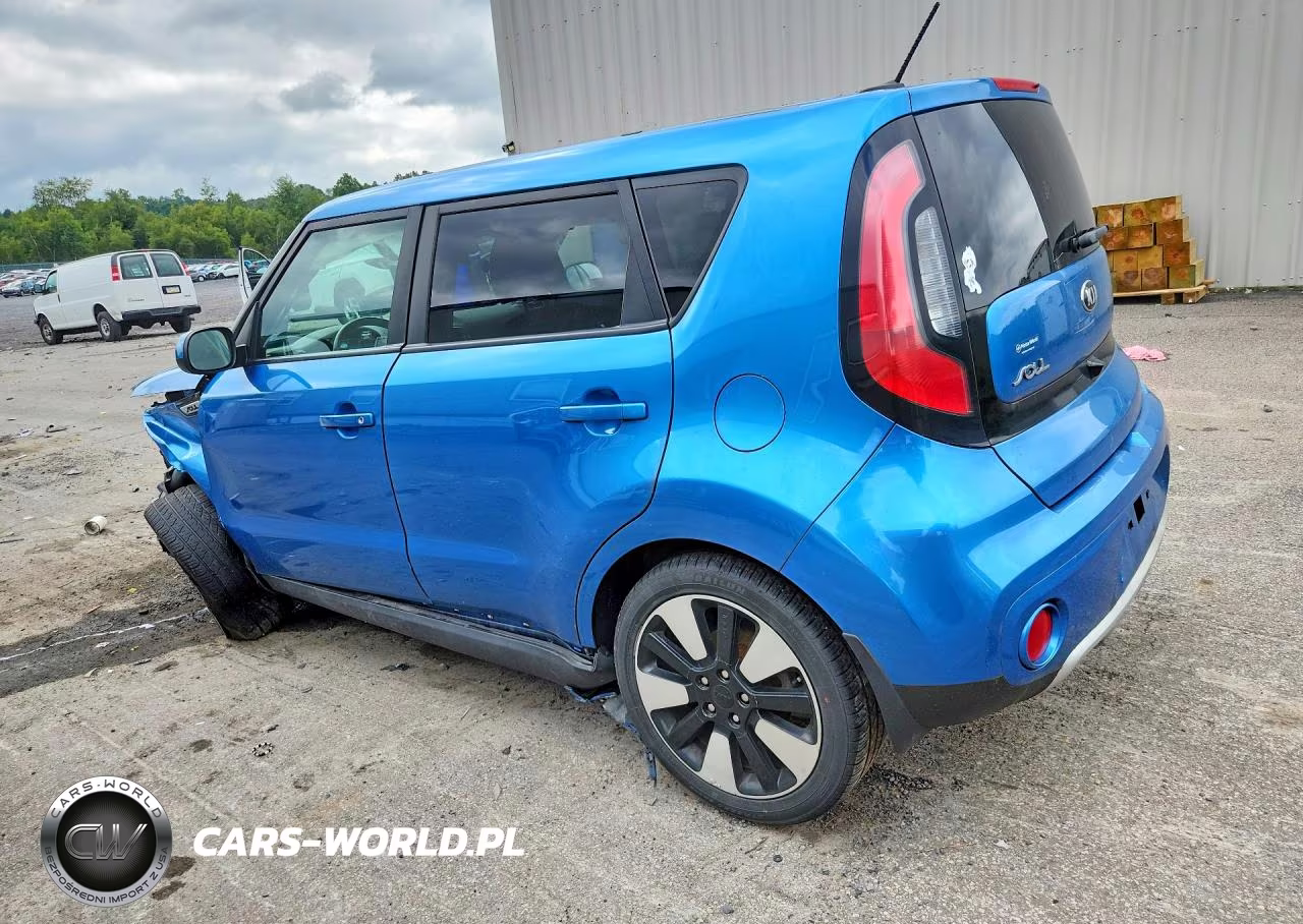 2018 Kia Soul + VIN:KNDJP3A5XJ7563500 - 2