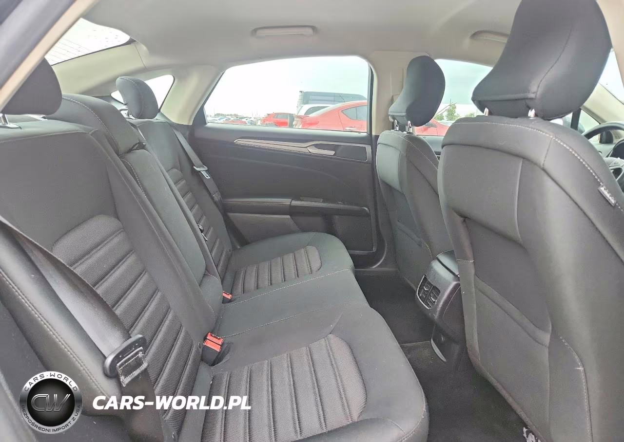 2018 Ford Fusion Se VIN:3FA6P0HD4JR184377 - 10