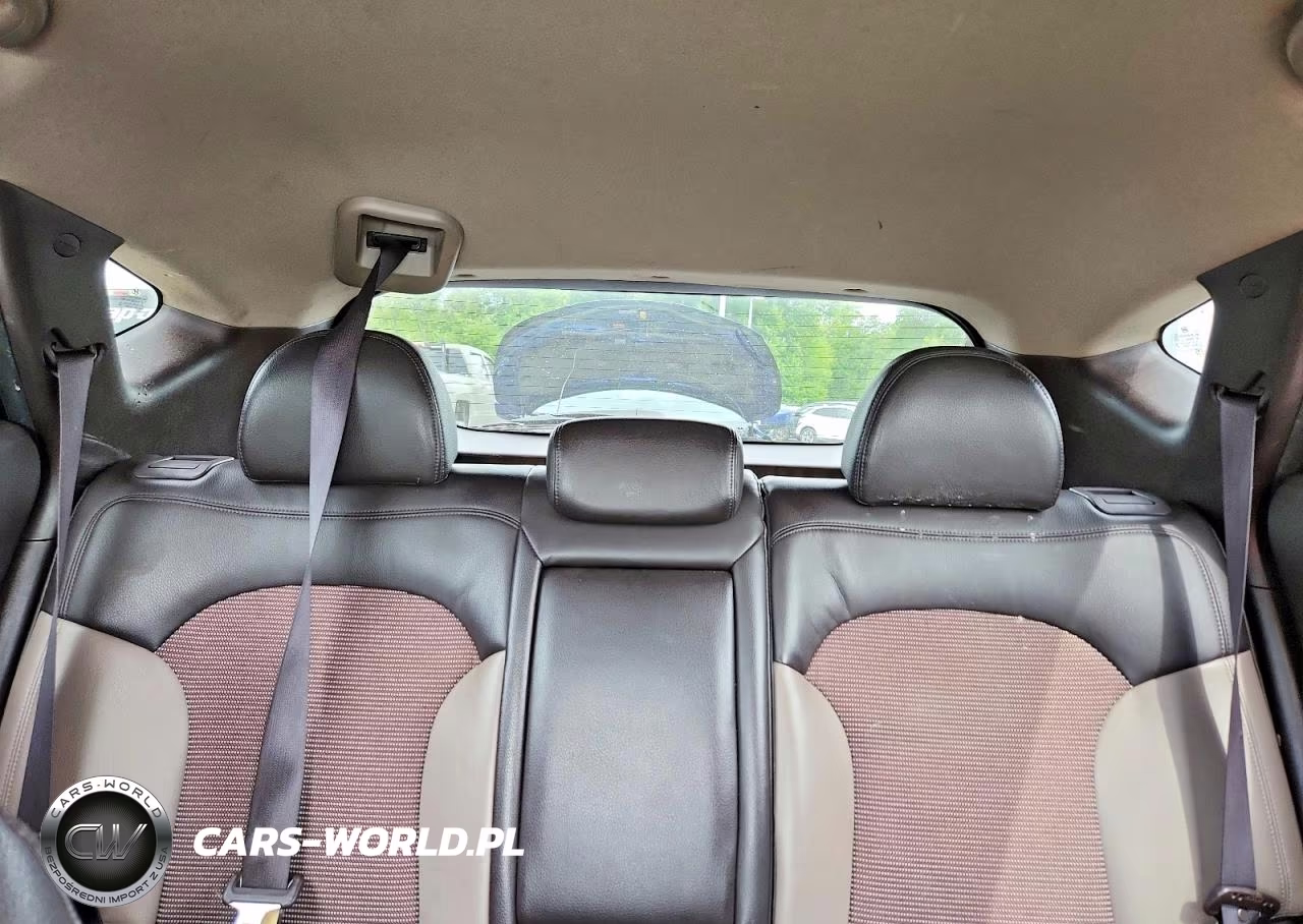 2011 Hyundai Tucson Gls VIN:KM8JUCAC1BU261664 - 10