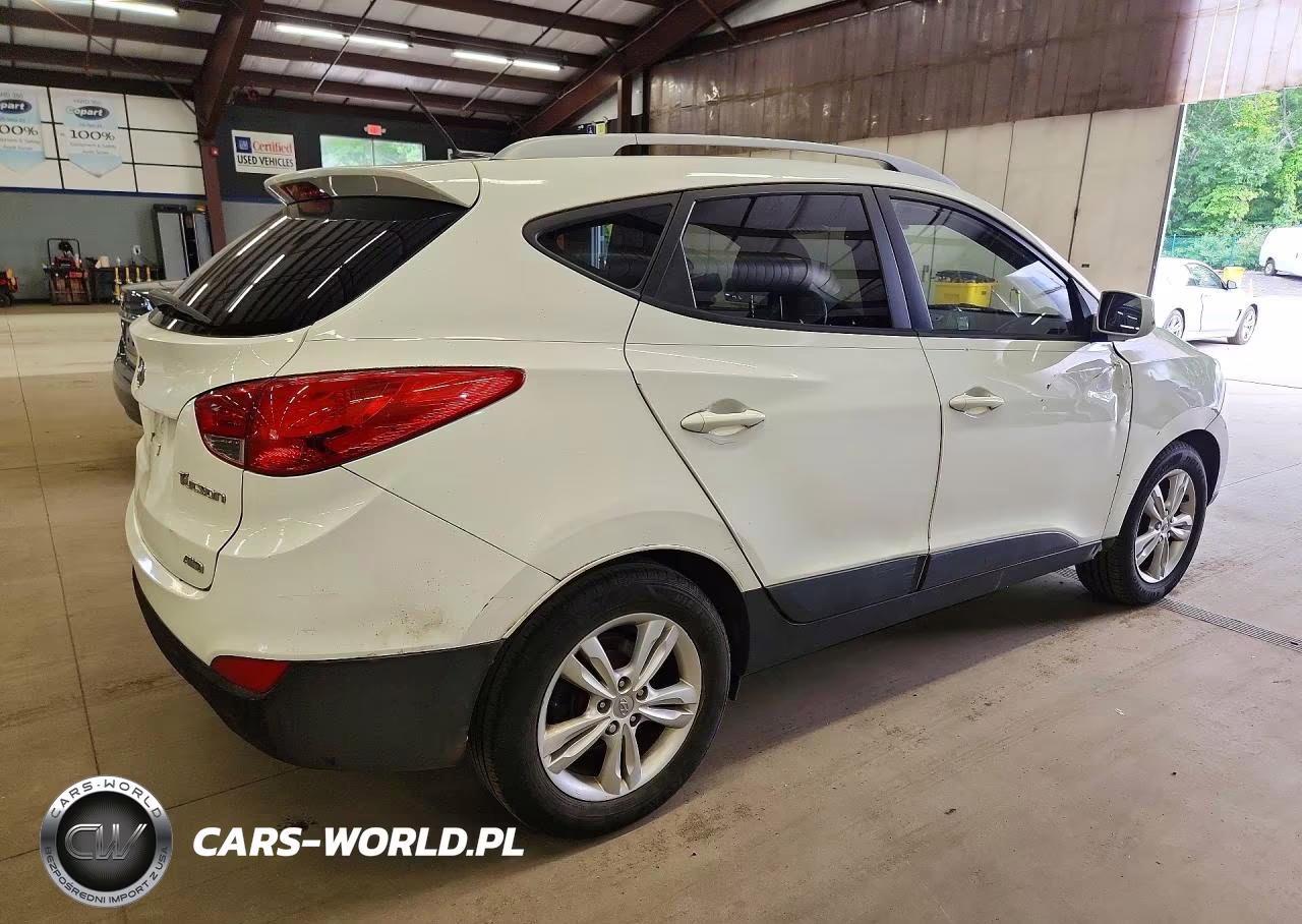 2011 Hyundai Tucson Gls VIN:KM8JUCAC1BU261664 - 3