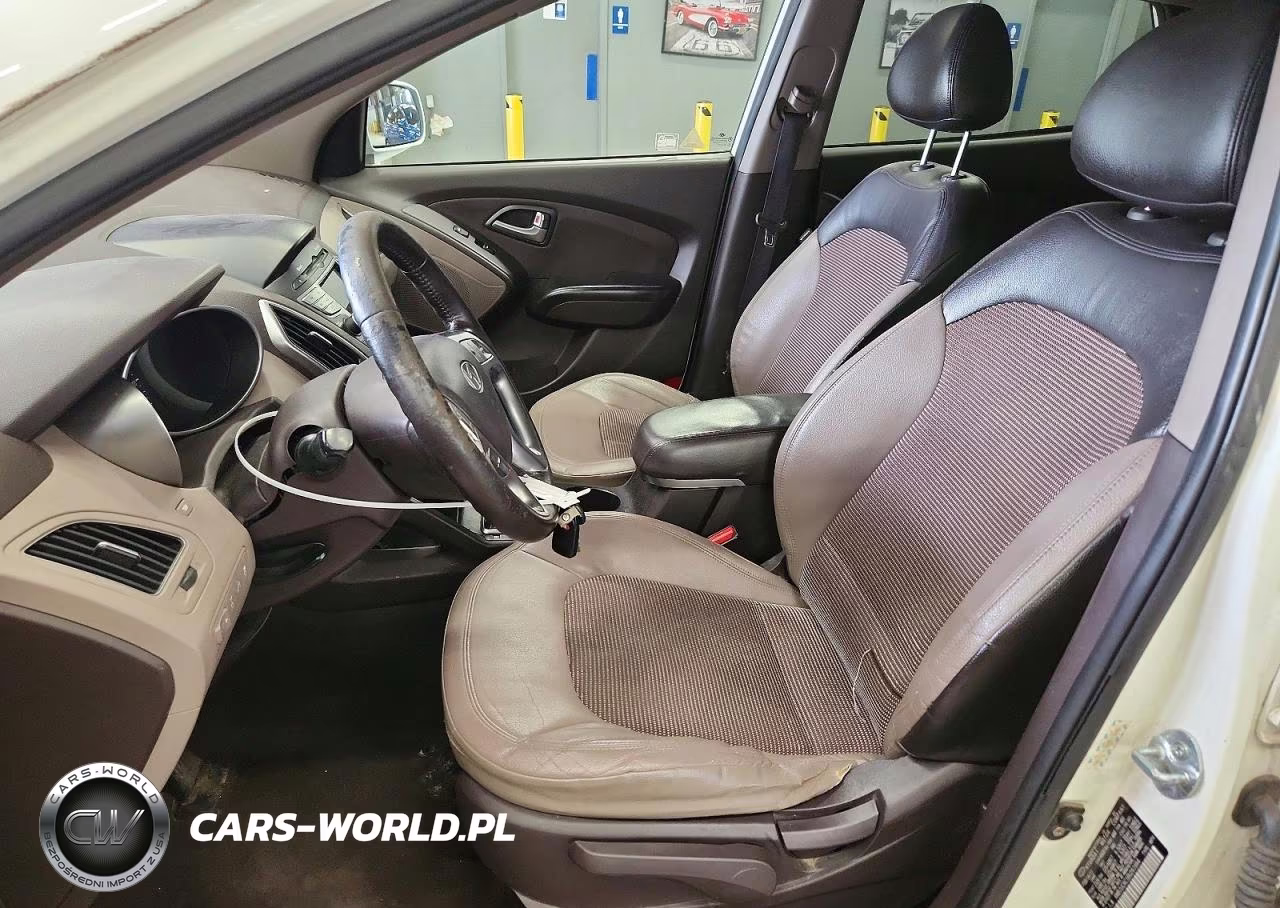 2011 Hyundai Tucson Gls VIN:KM8JUCAC1BU261664 - 7