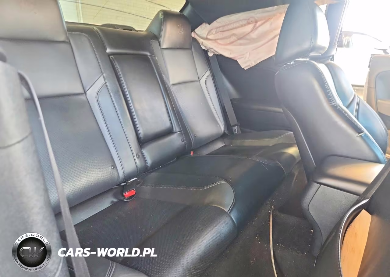 2018 Dodge Challenger Sxt VIN:2C3CDZAG1JH209542 - 10