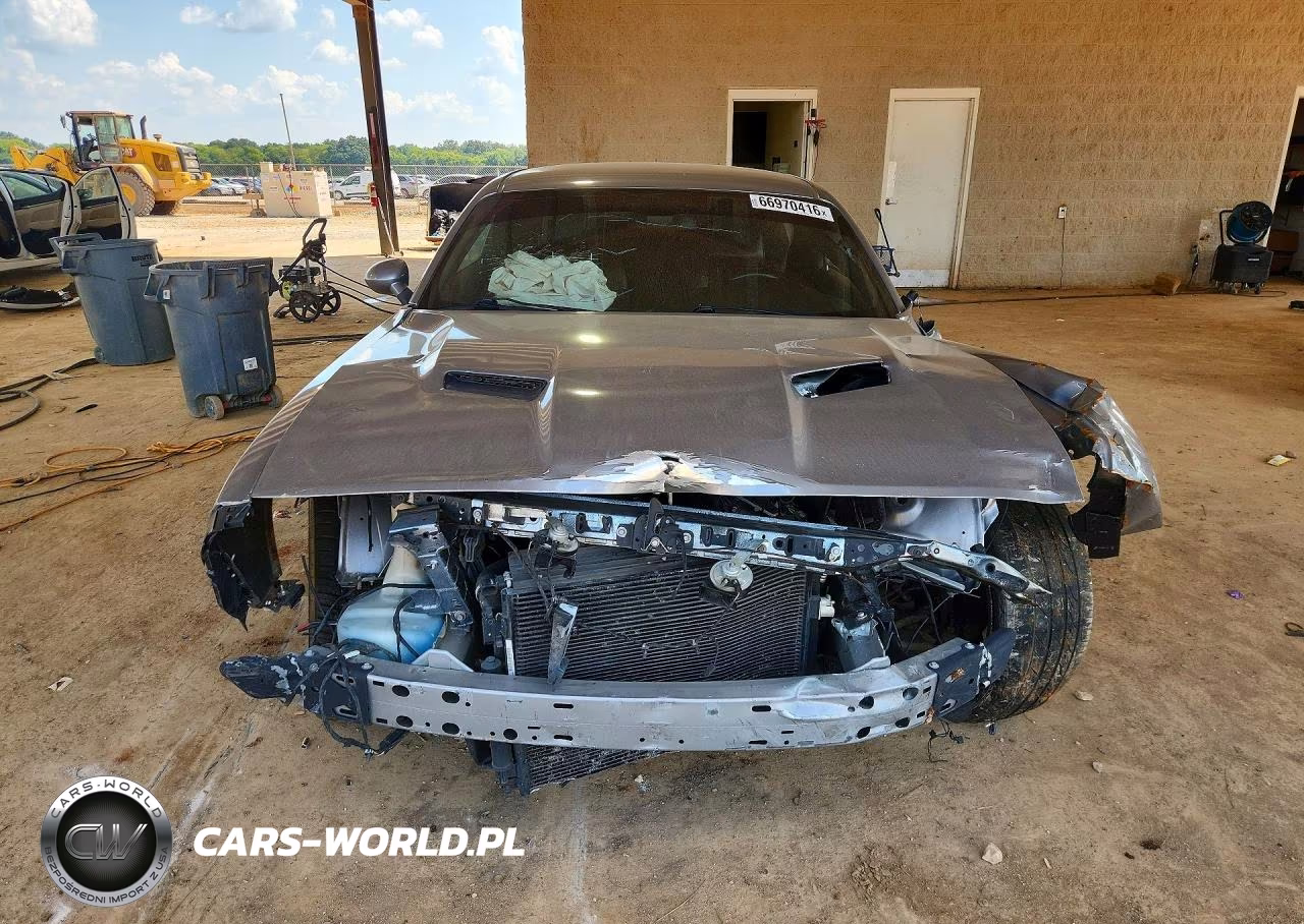 2018 Dodge Challenger Sxt VIN:2C3CDZAG1JH209542 - 5