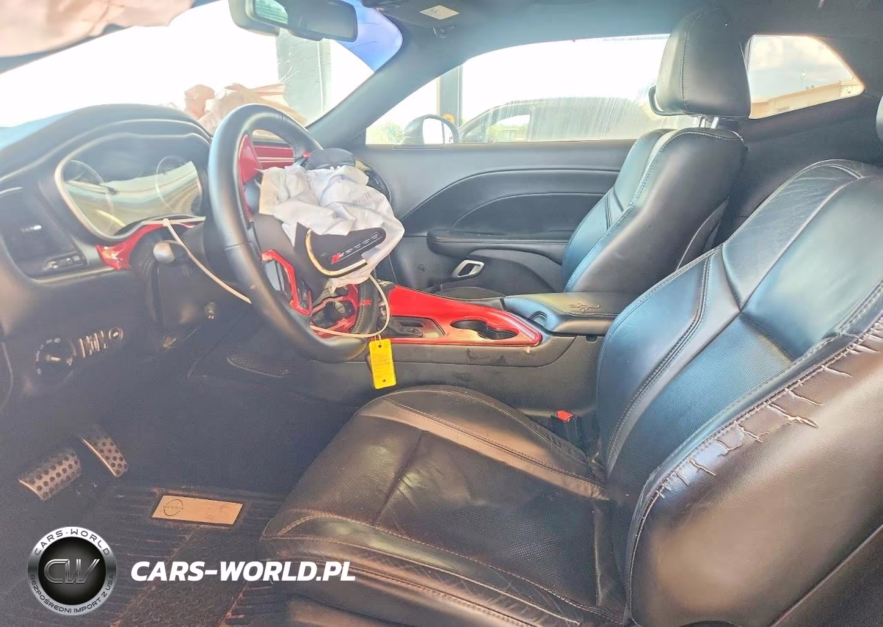 2018 Dodge Challenger Sxt VIN:2C3CDZAG1JH209542 - 7
