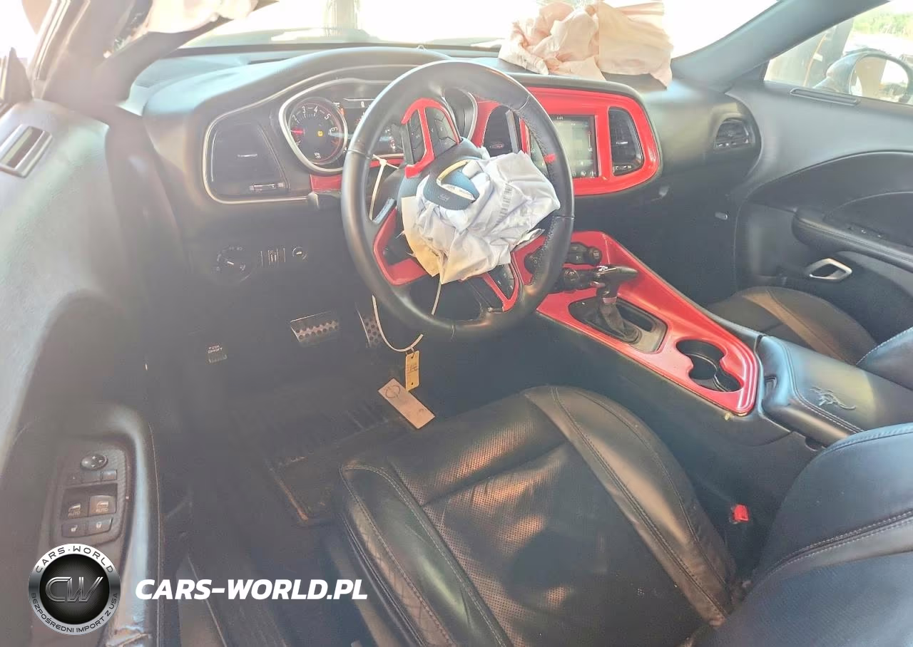 2018 Dodge Challenger Sxt VIN:2C3CDZAG1JH209542 - 8