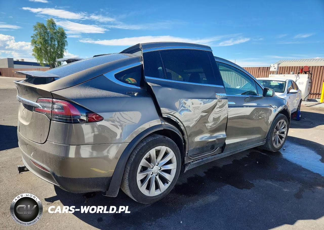 2016 Tesla Model X VIN:5YJXCBE22GF016594 - 3