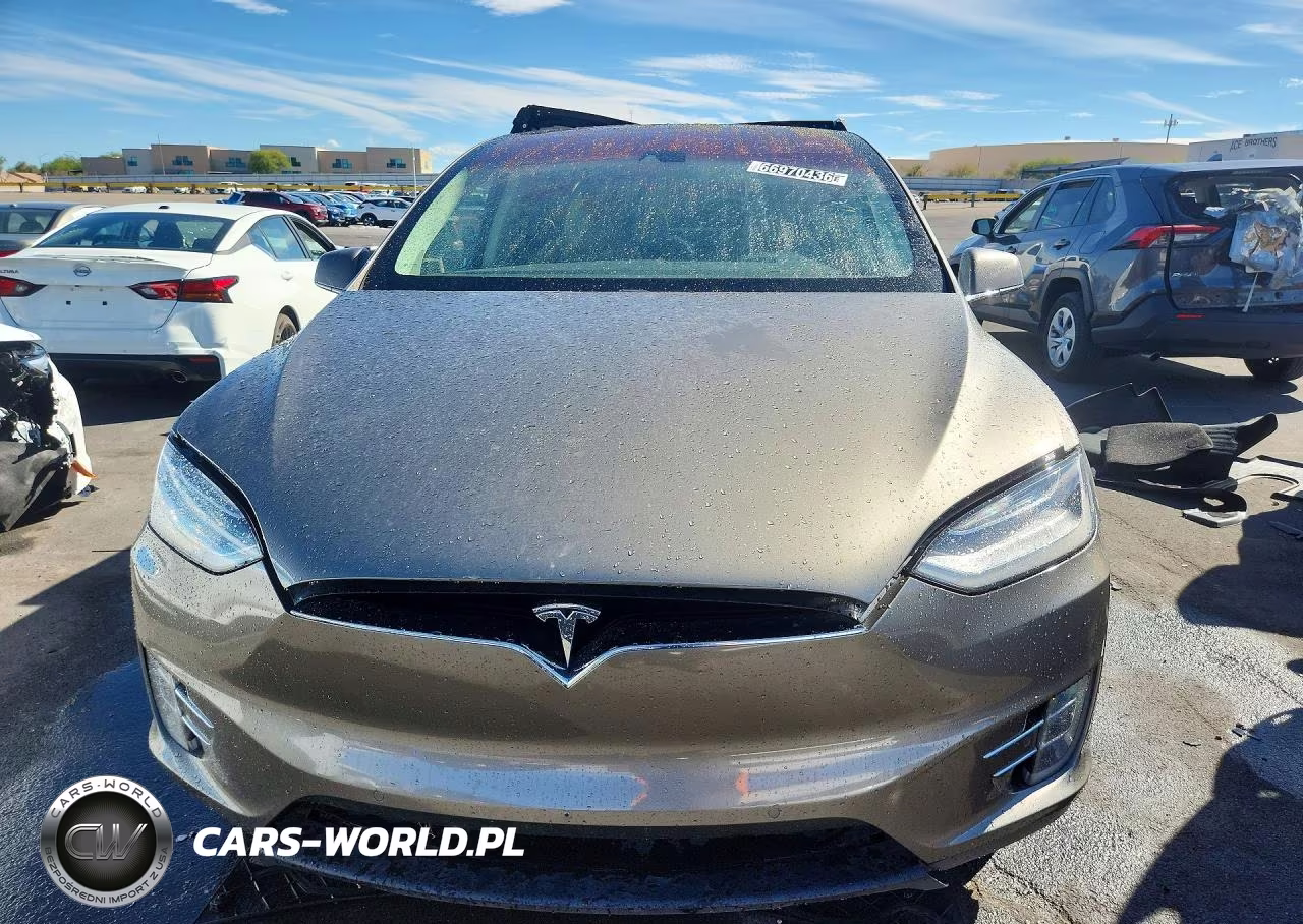 2016 Tesla Model X VIN:5YJXCBE22GF016594 - 5