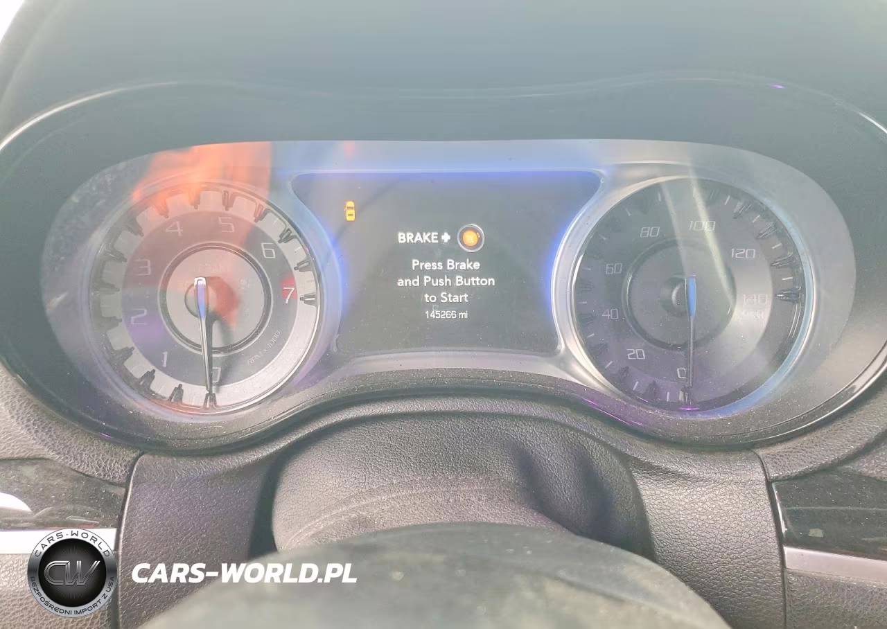 2019 Chrysler 300 S VIN:2C3CCAGG9KH539765 - 9