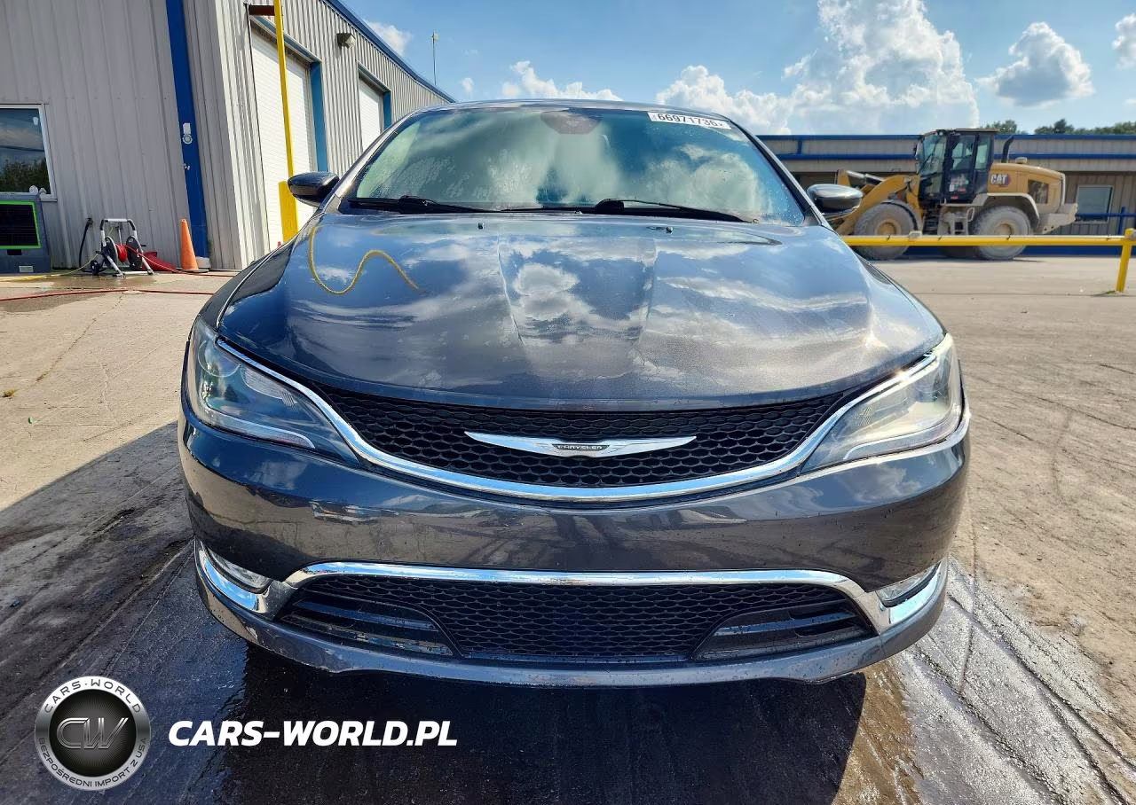2015 Chrysler 200 C VIN:1C3CCCCG9FN510023 - 5