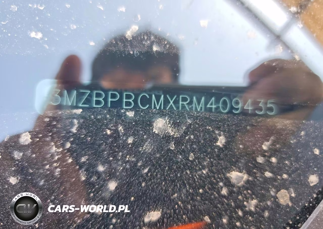 2024 Mazda 3 Preferred VIN:3MZBPBCMXRM409435 - 12