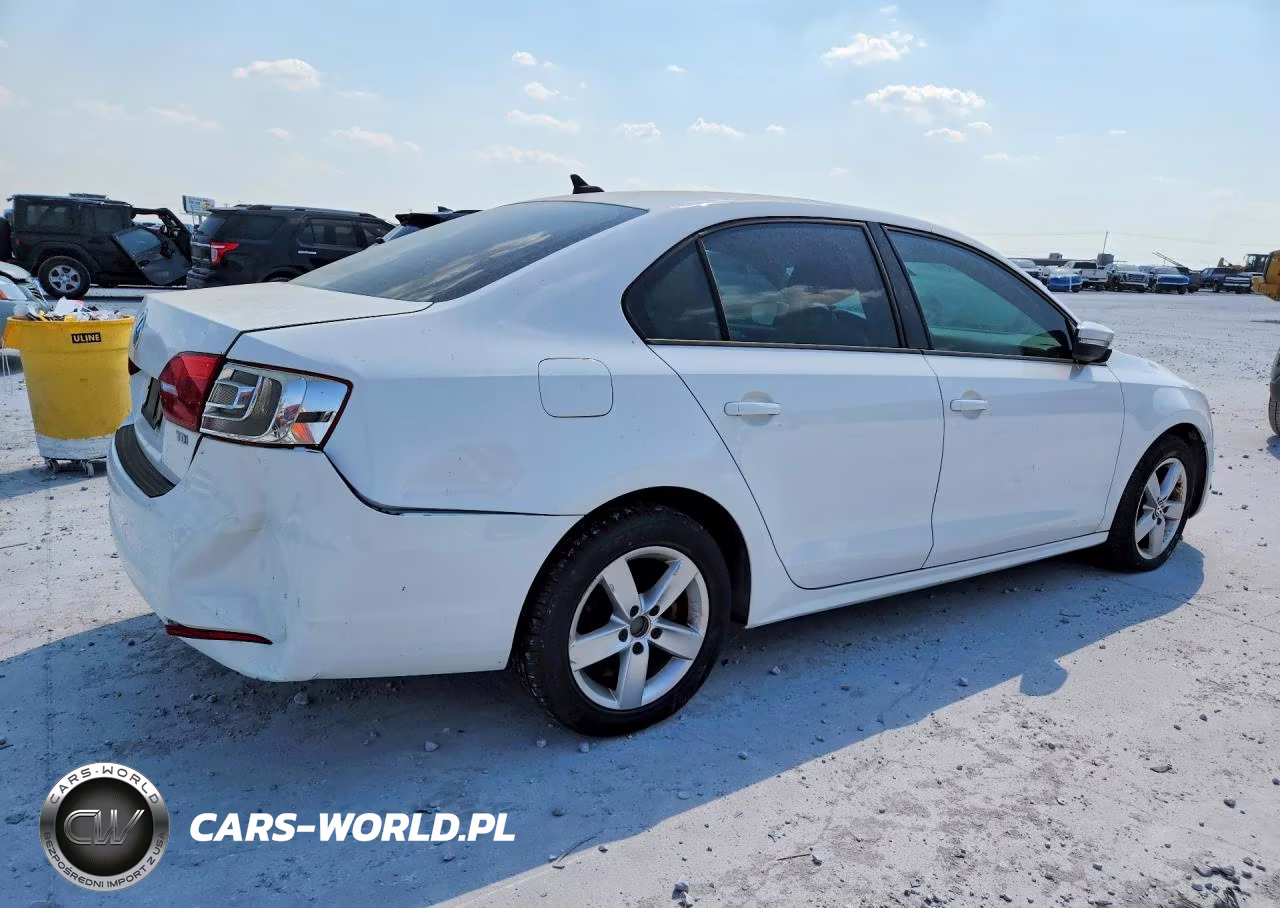 2012 Volkswagen Jetta Tdi VIN:3VWLL7AJ3CM426140 - 3