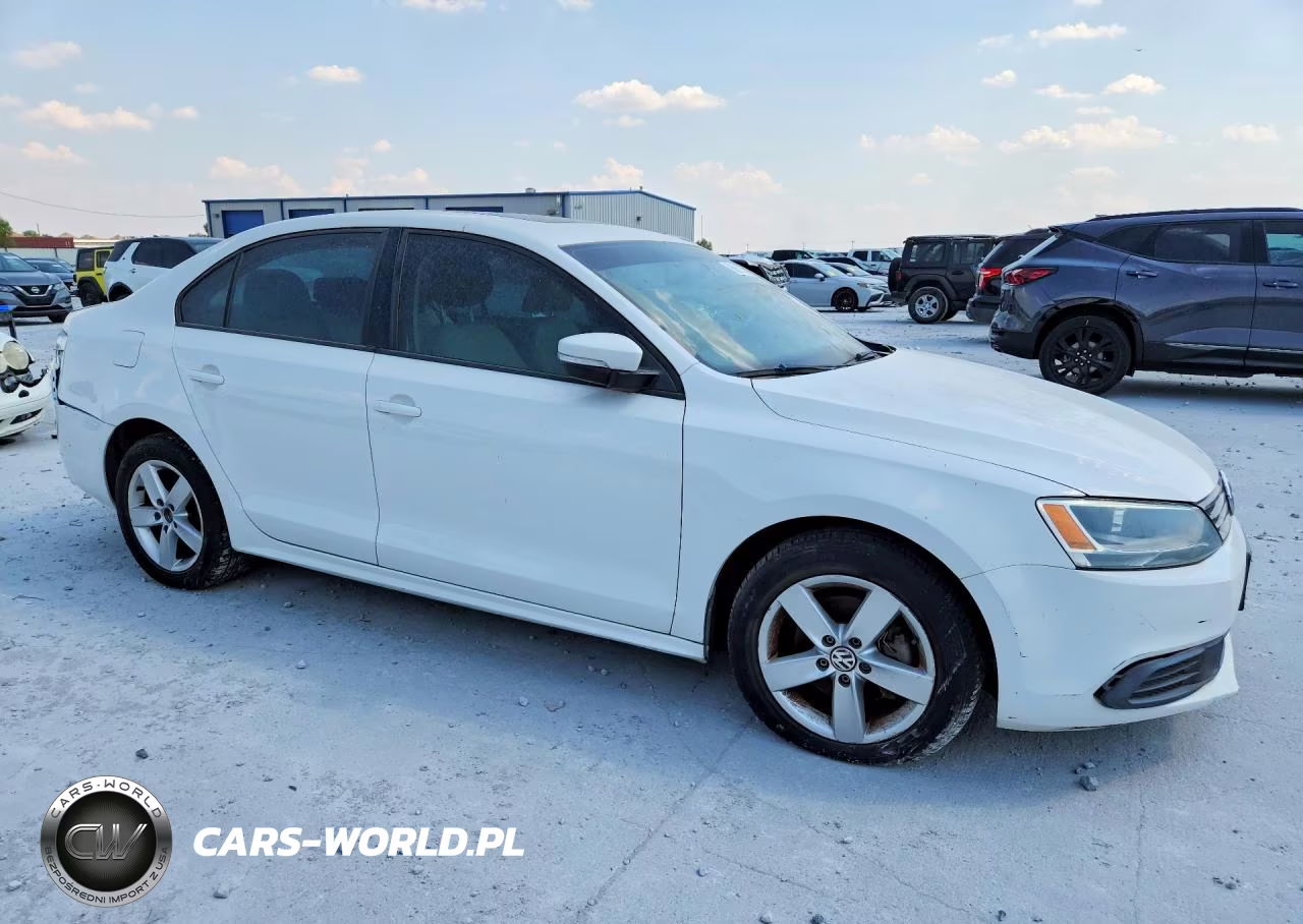 2012 Volkswagen Jetta Tdi VIN:3VWLL7AJ3CM426140 - 4