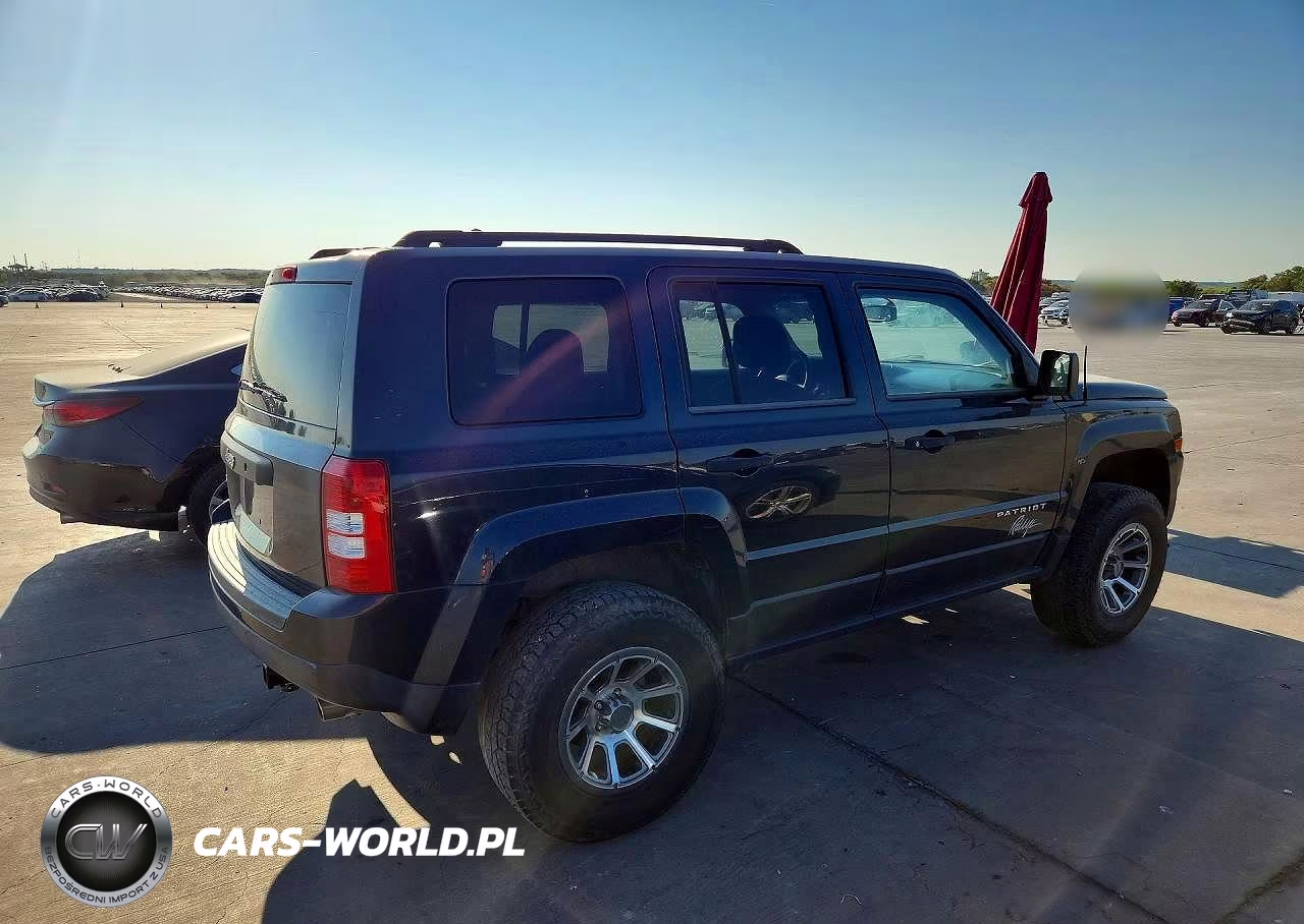 2014 Jeep Patriot Sport VIN:1C4NJRBB1ED520620 - 3