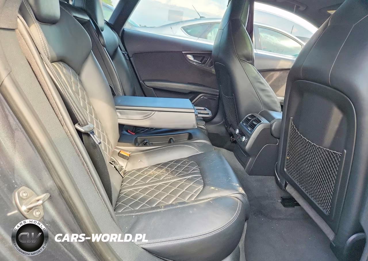 2018 Audi S7 Prestige VIN:WAU2FAFC1JN044928 - 10