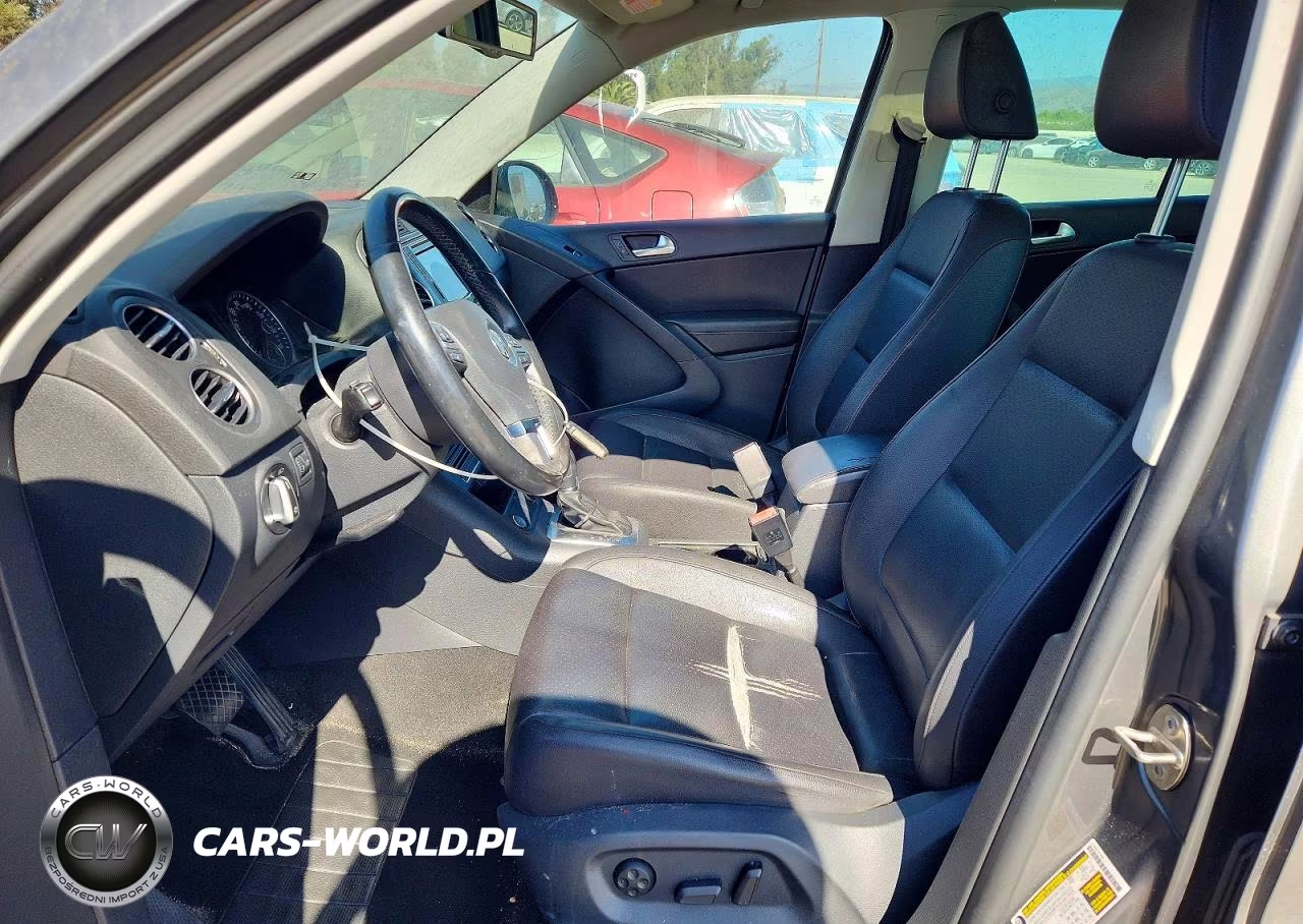 2016 Volkswagen Tiguan S VIN:WVGAV7AX5GW516853 - 7