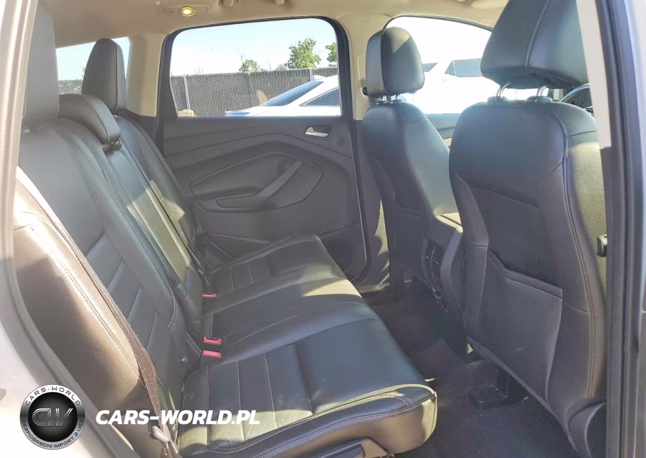 2016 Ford Escape Titanium VIN:1FMCU9J92GUA81598 - 11