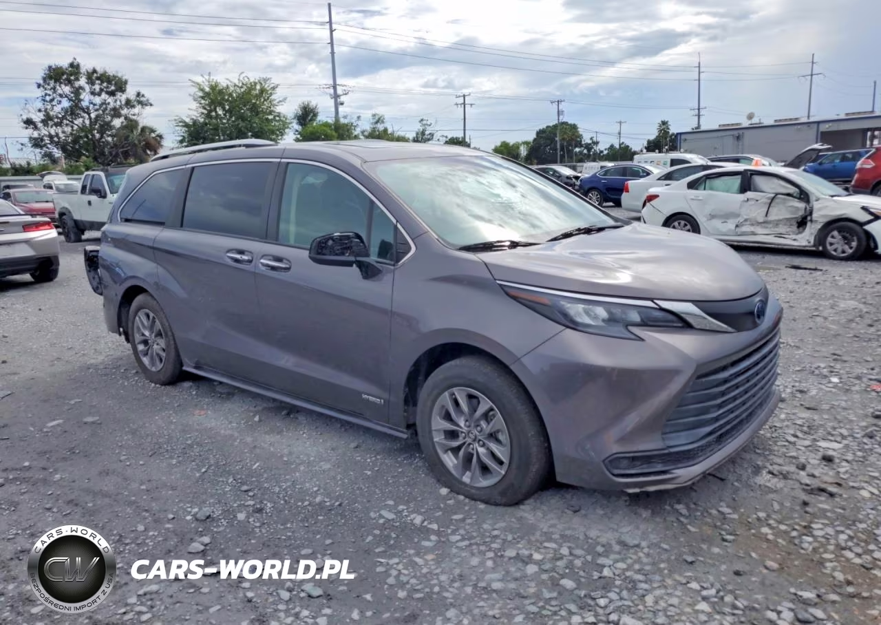 2021 Toyota Sienna Platinum VIN:5TDESKFC8MS014101 - 4