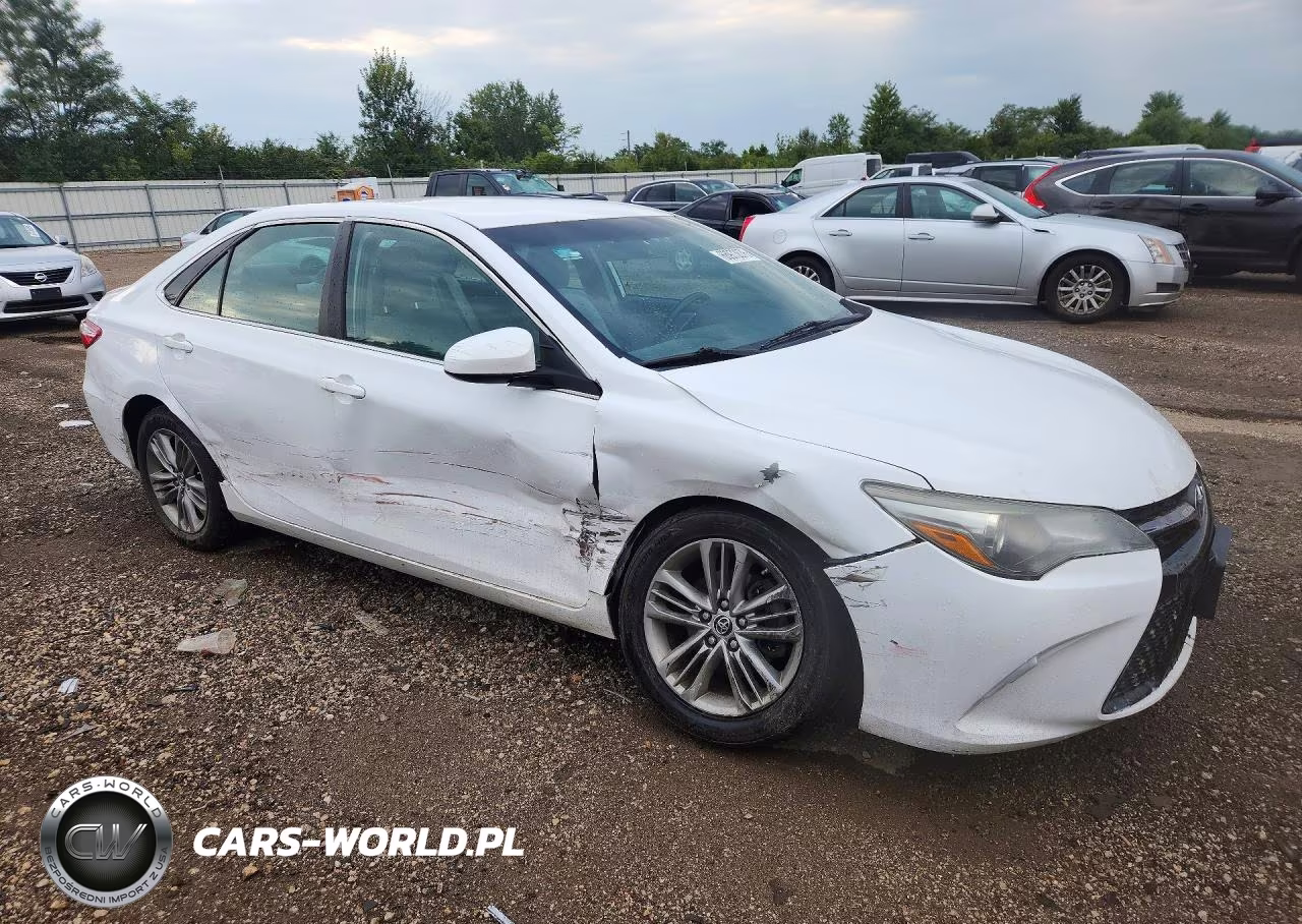 2016 Toyota Camry Se VIN:4T1BF1FK0GU553445 - 4