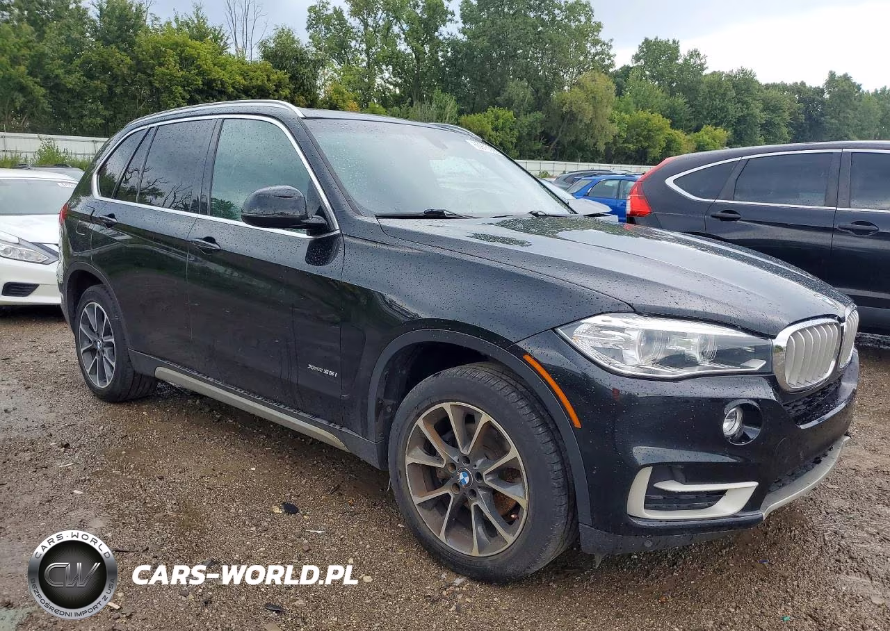 2017 BMW X5 xDrive35I VIN:5UXKR0C37H0V72827 - 4