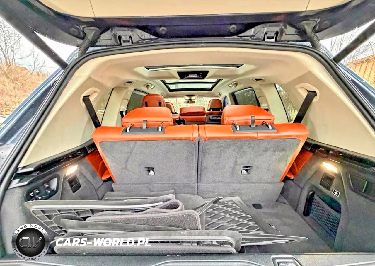 2019 BMW X7 xDrive40I VIN:5UXCW2C52KLB43713 - 12