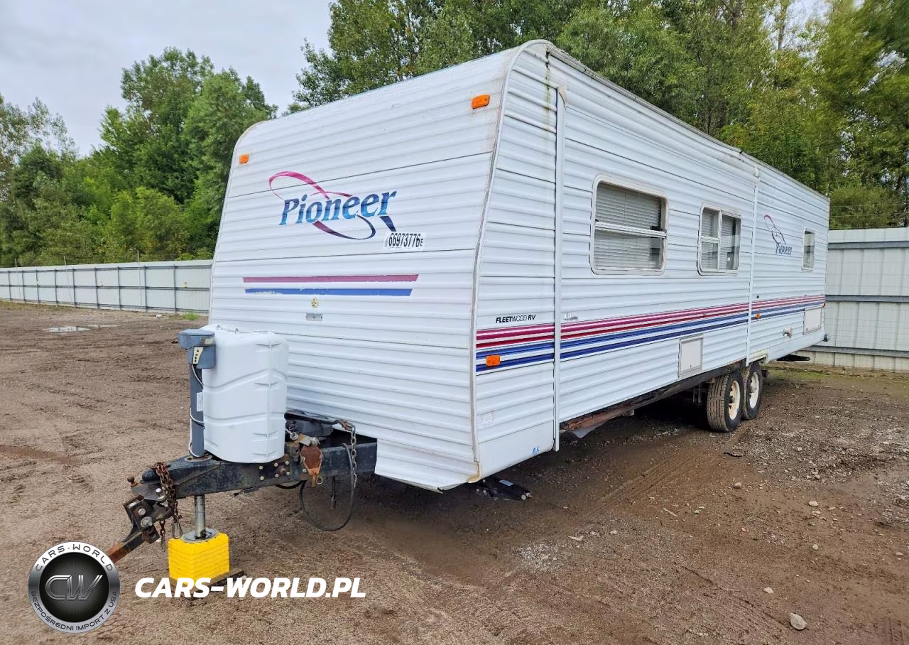 2002 Fleetwood Pioneer Camper VIN:1EB1T282626001018 - 2