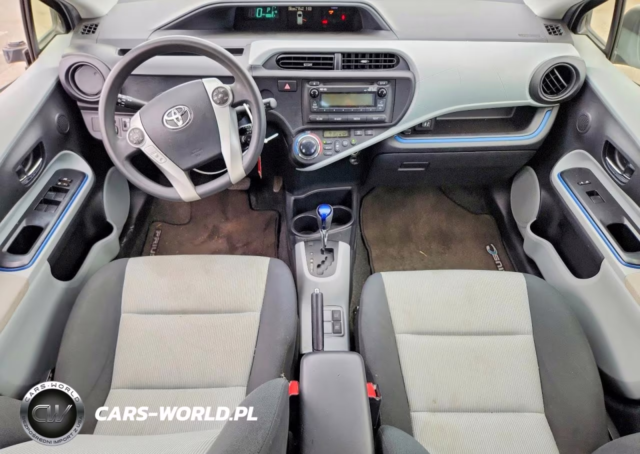 2012 Toyota Prius C Two VIN:JTDKDTB33C1512937 - 8