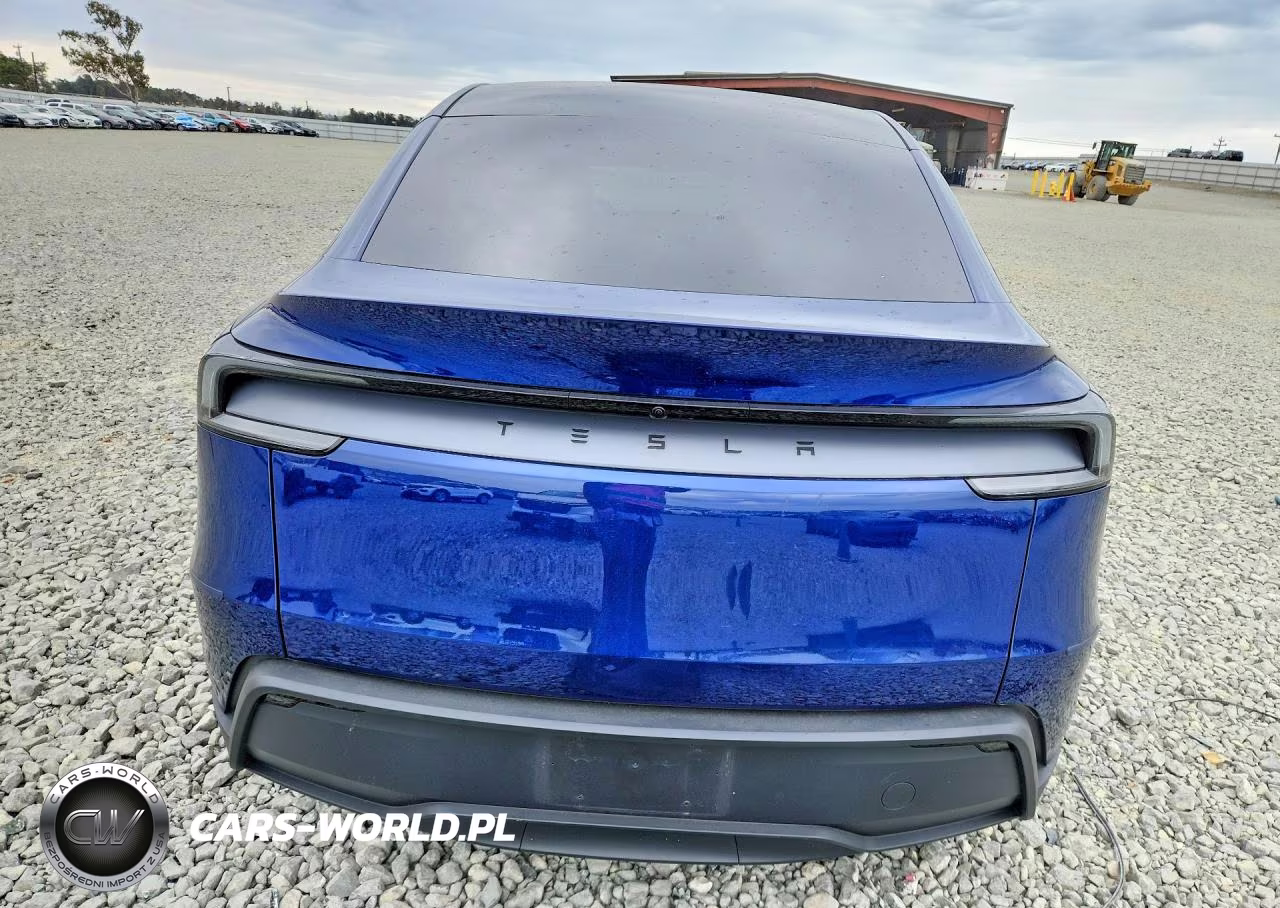 2026 Tesla Model Y VIN:7SAYGDED1TF542640 - 6