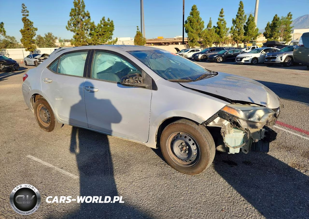 2016 Toyota Corolla L VIN:5YFBURHE5GP433931 - 4
