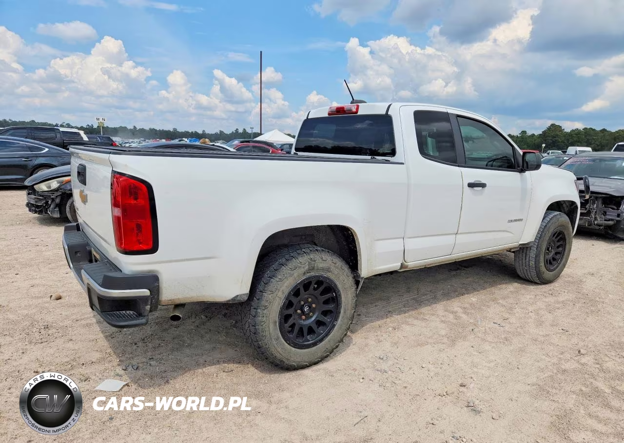 2020 Chevrolet Colorado VIN:1GCHSBEA5L1243568 - 3