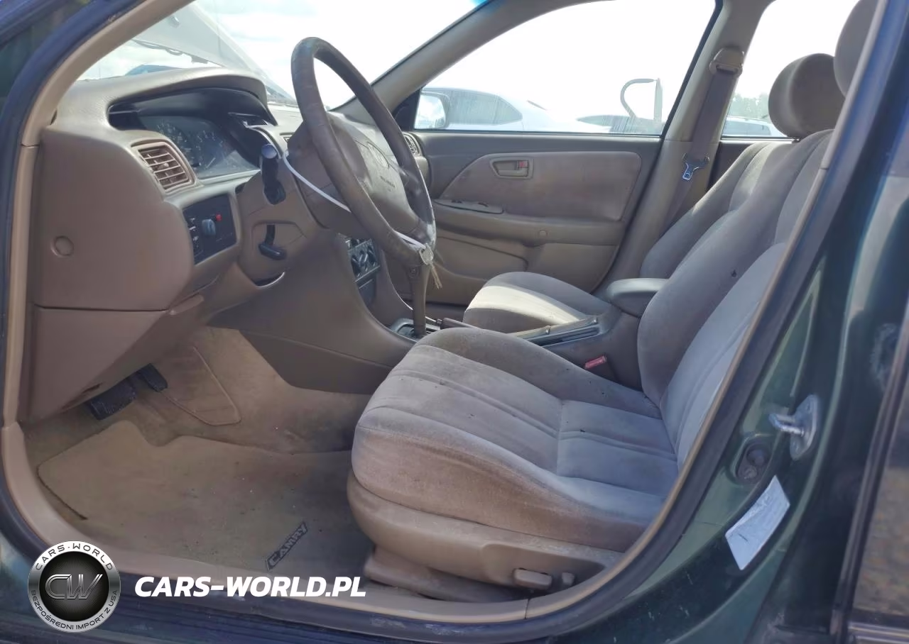 1999 Toyota Camry Le VIN:JT2BG22K7X0294174 - 7
