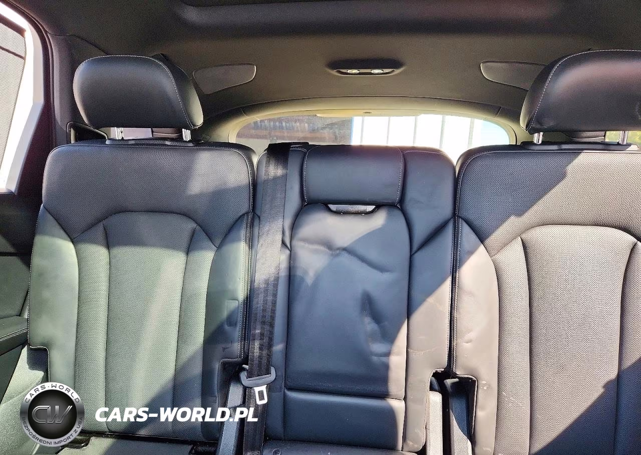2025 Audi Q7 Prestige VIN:WA1VVBF73SD007702 - 10