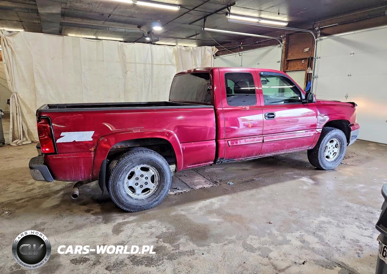 2004 Chevrolet Silverado K1500 VIN:2GCEK19T041168329 - 3