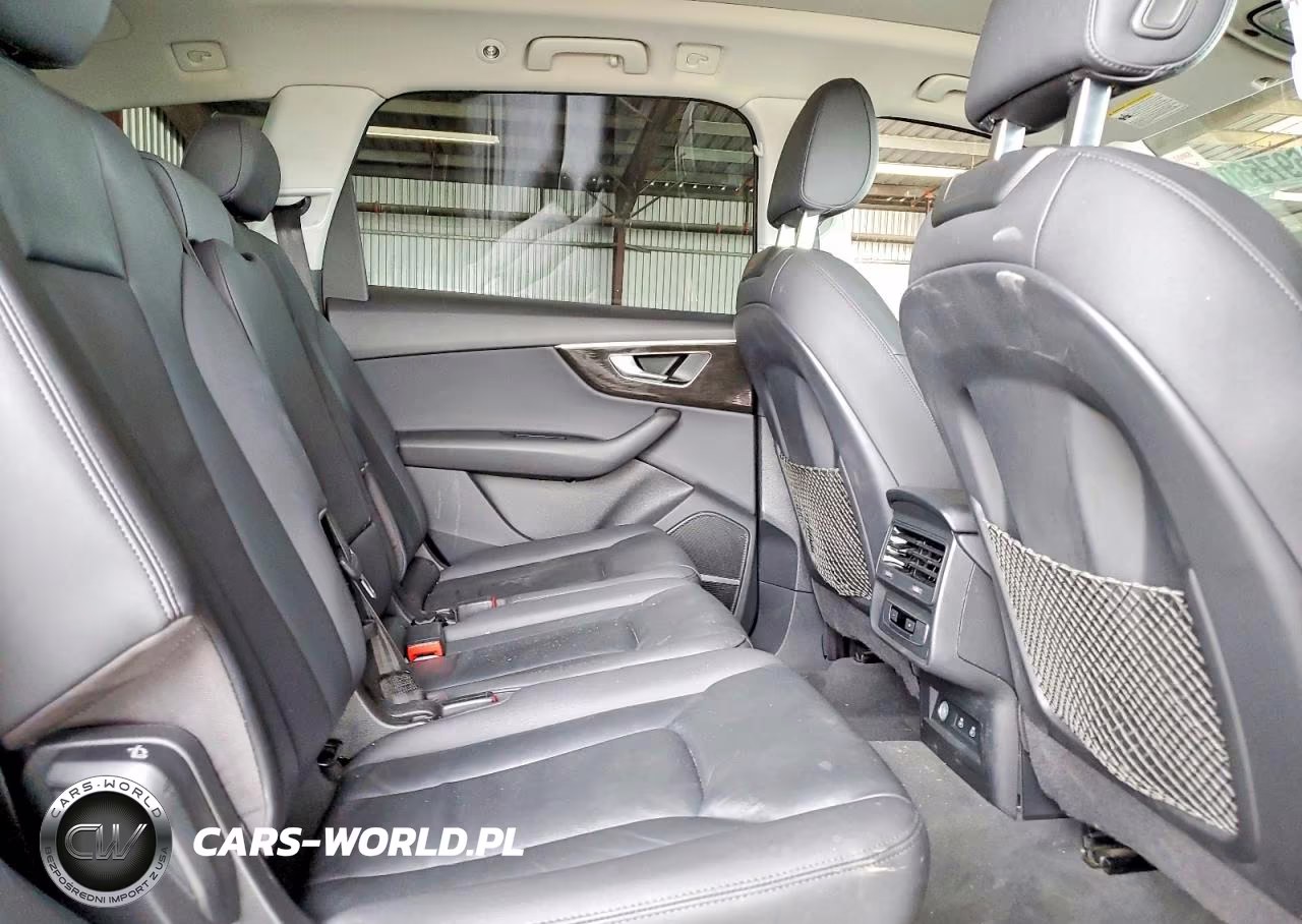 2022 Audi Q7 VIN:WA1LXBF74ND010100 - 11