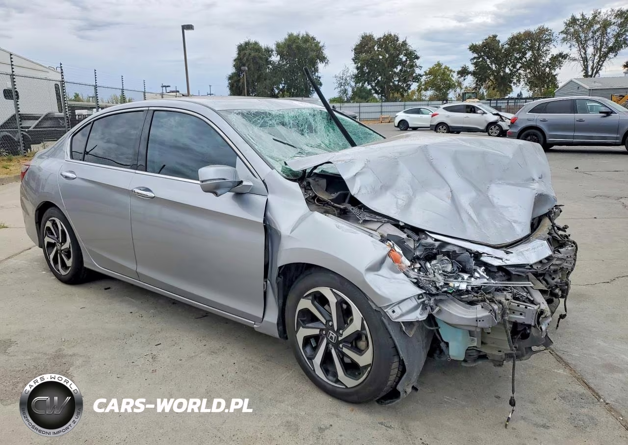2017 Honda Accord Exl VIN:1HGCR3F81HA024753 - 4