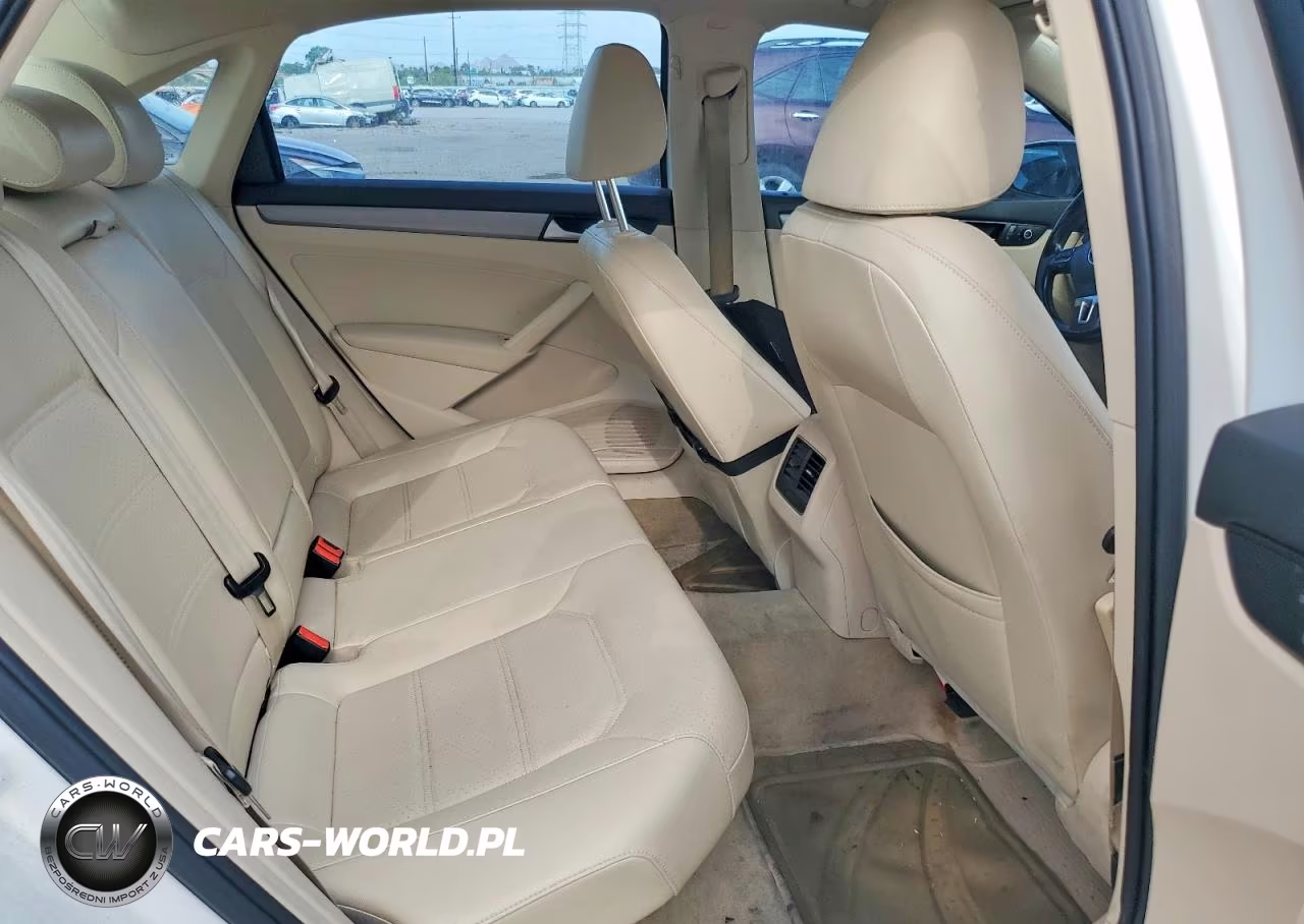 2015 Volkswagen Passat Se VIN:1VWBS7A35FC055178 - 10