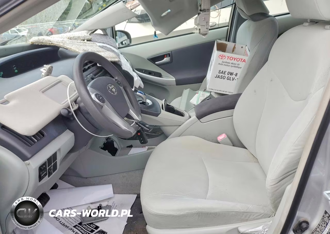 2011 Toyota Prius Two VIN:JTDKN3DU5B5306187 - 7