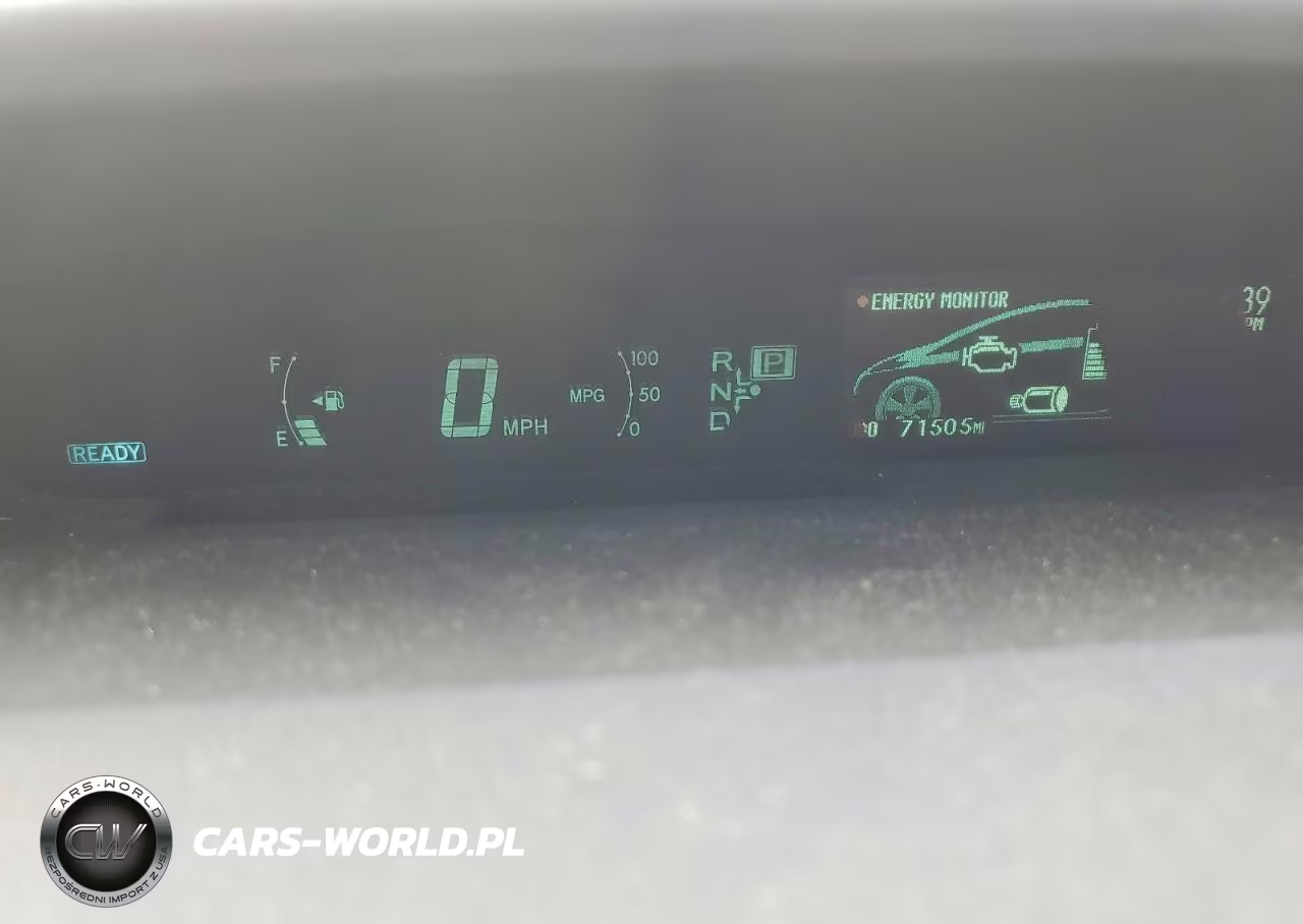 2011 Toyota Prius Two VIN:JTDKN3DU5B5306187 - 9
