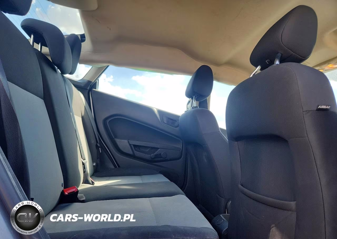 2018 Ford Fiesta S VIN:3FADP4AJ7JM139106 - 10
