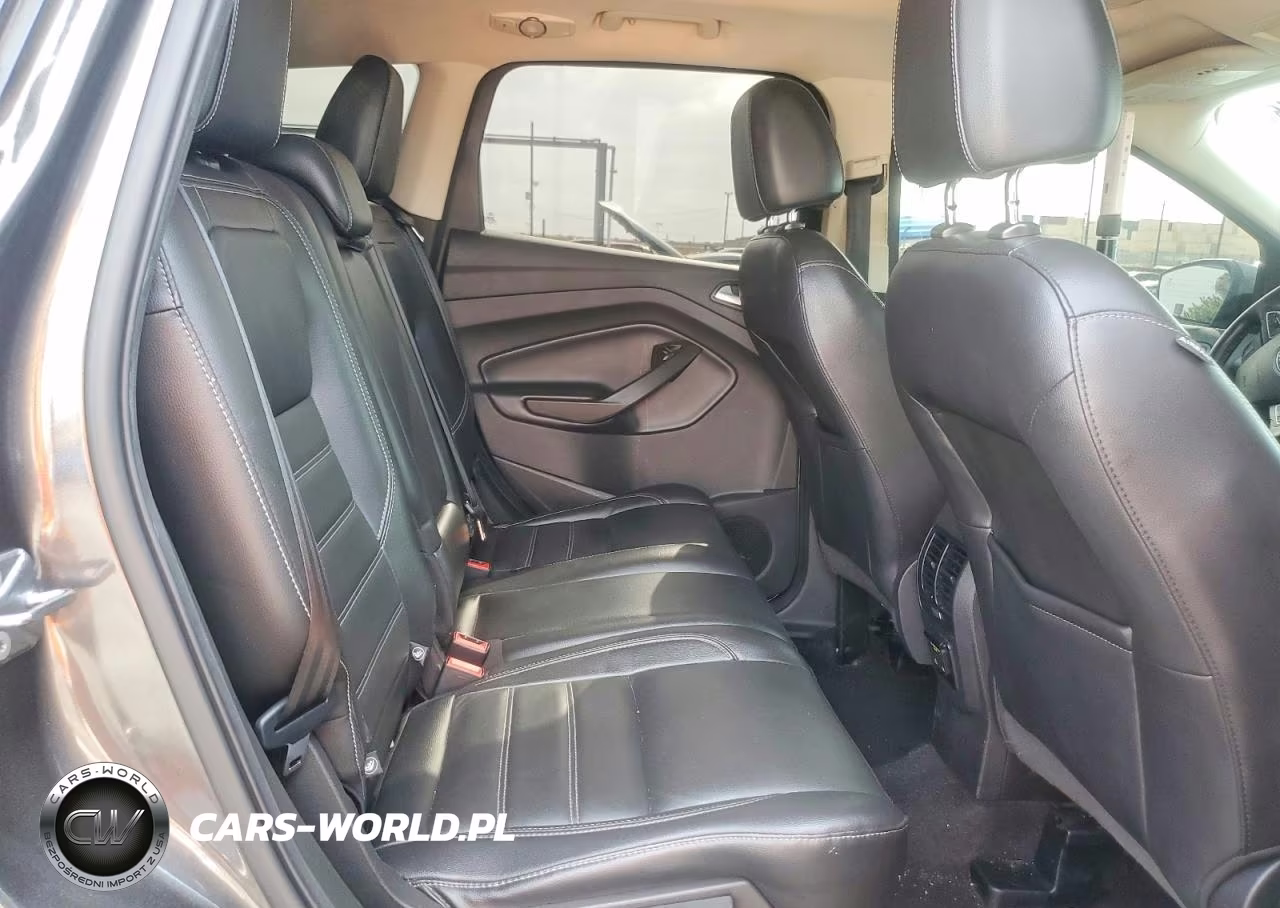 2017 Ford Escape Titanium VIN:1FMCU0J93HUD66467 - 11