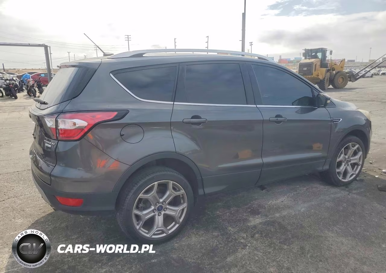 2017 Ford Escape Titanium VIN:1FMCU0J93HUD66467 - 3