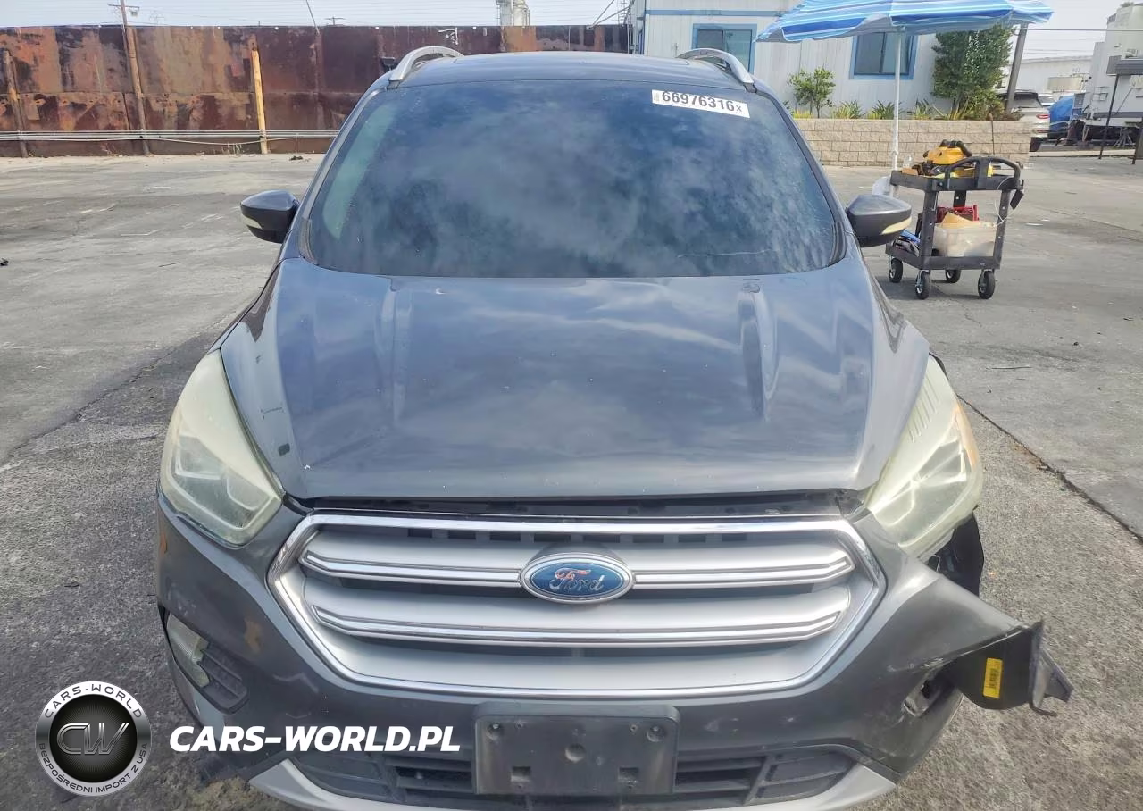 2017 Ford Escape Titanium VIN:1FMCU0J93HUD66467 - 5