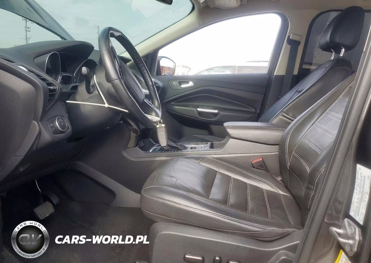 2017 Ford Escape Titanium VIN:1FMCU0J93HUD66467 - 7